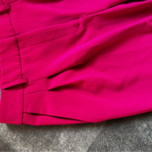 Fuchsia Tailoring Set - Picture 6 of 7